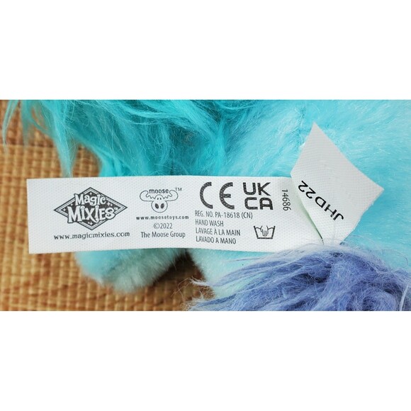 Magic Mixies 6" Plush Lot of 2 Plus 2" Figure - Picture 3 of 3